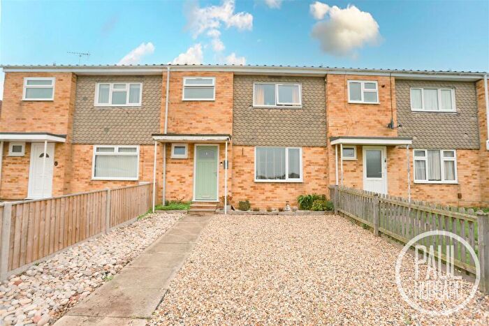 3 Bedroom Terraced House For Sale In Bramble Green, Lowestoft, NR32