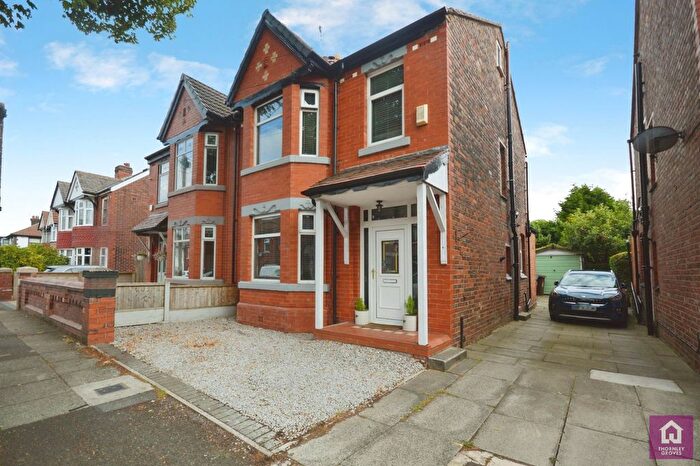 3 Bedroom Semi-Detached House For Sale In Walker Avenue, Whitefield, Manchester, Greater Manchester, M45