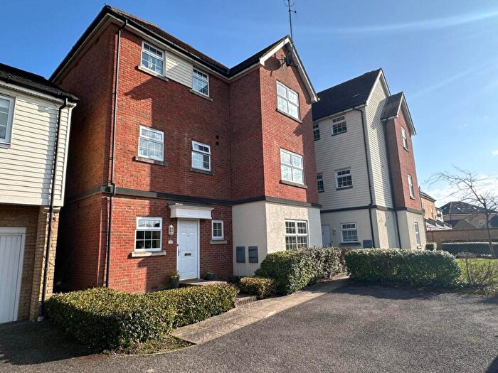 2 Bedroom Flat For Sale In Homersham, Canterbury, CT1