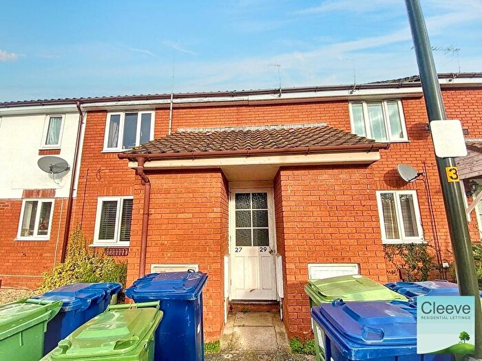 1 Bedroom Flat To Rent In Abbots Mews, Bishops Cleeve, GL52