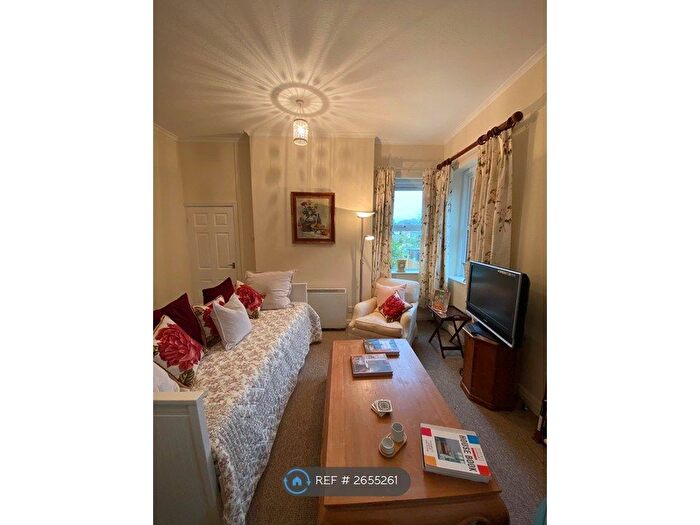 1 Bedroom Flat To Rent In Simonburn Avenue, Stoke-On-Trent, ST4