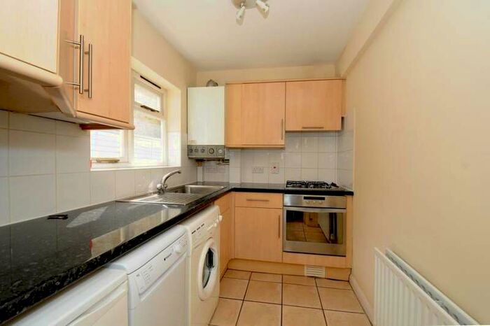 2 Bedroom Terraced House To Rent In Rosedale Road, Richmond, TW9