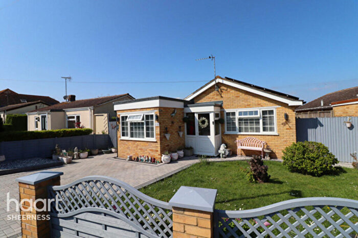 2 Bedroom Bungalow For Sale In Danes Drive, Bayview, ME12