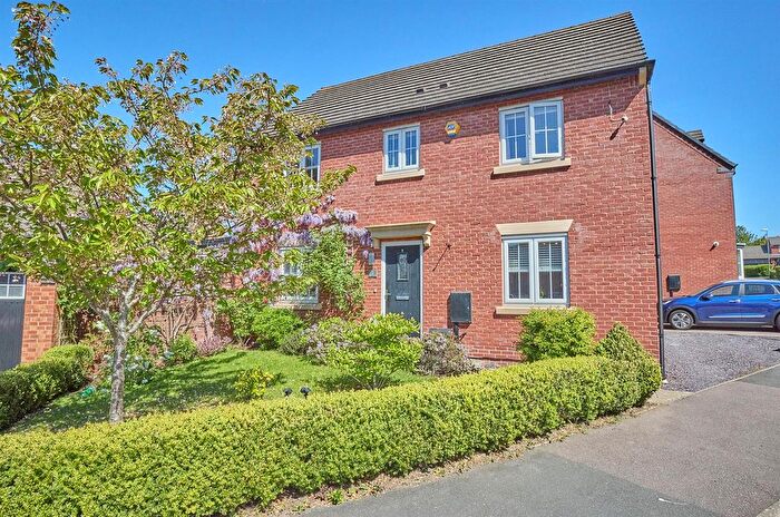 4 Bedroom Detached House For Sale In Ruby Close, Burbage, Hinckley, LE10