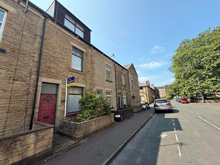 2 Bedroom Terraced House For Sale In Cambridge Street, Todmorden, OL14