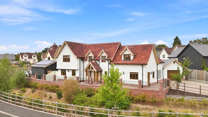 4 Bedroom Detached House For Sale In St Cibi Place, Dunmow, Essex, CM6