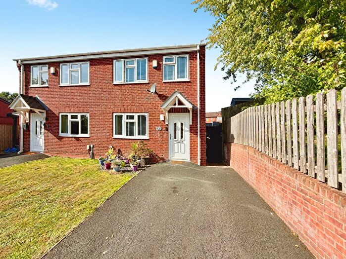 3 Bedroom Semi-Detached House For Sale In Connomara Meadow, Horsehay, TF4