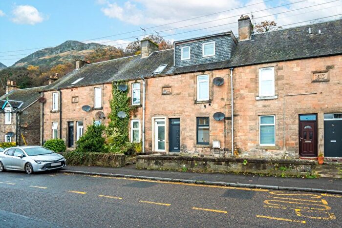 1 Bedroom Flat To Rent In Main Street West, Menstrie, Stirlingshire, FK11