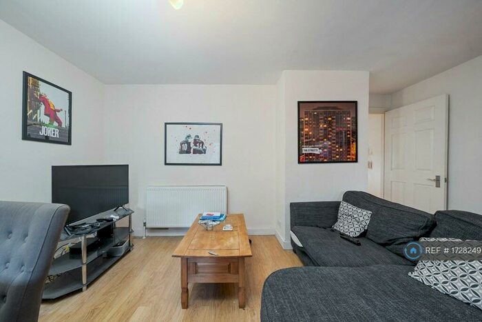 1 Bedroom Flat To Rent In Ennis Road, London, N4