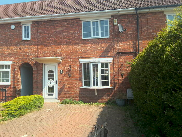 3 Bedroom Terraced House To Rent In The Fairway, Moorends, DN8