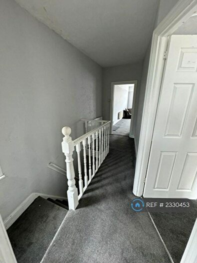 1 Bedroom Flat To Rent In Livingstone Circus, Gillingham, ME7