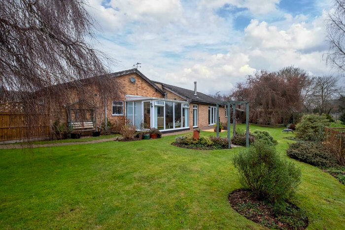 4 Bedroom Semi-Detached Bungalow For Sale In Levishaw Close, Buxton, NR10