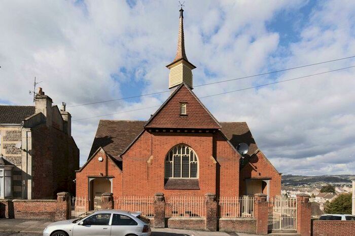 1 Bedroom Flat To Rent In Moravian Place, Coronation Avenue, Bath, BA2