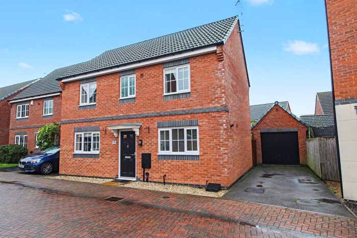 3 Bedroom Detached House For Sale In Clarke Crescent, Countesthorpe, Leicester, LE8