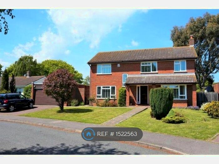 4 Bedroom Detached House To Rent In Oaks Park, Rough Common, Canterbury, CT2