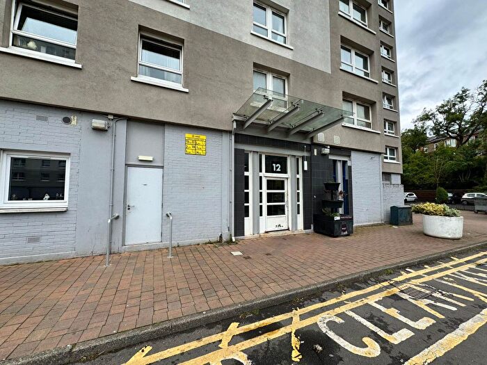 1 Bedroom Flat To Rent In Cathkinview Place, Battlefield, Glasgow, G42