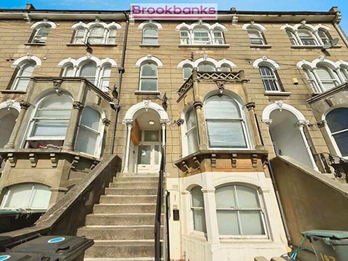 1 Bedroom Flat To Rent In Windmill Street, Gravesend, DA12