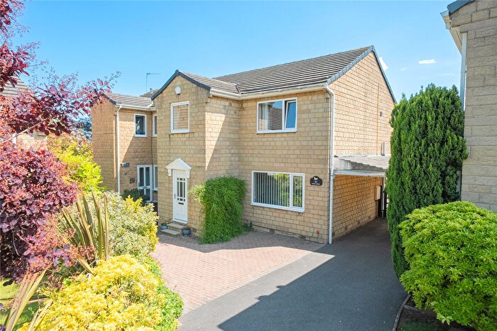 5 Bedroom Detached House For Sale In Henley Avenue, Dewsbury, West Yorkshire, WF12