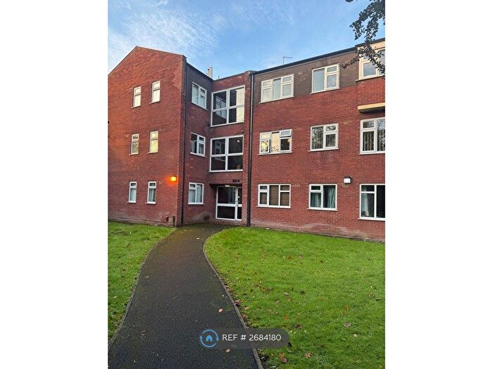 2 Bedroom Flat To Rent In Ashfield Lodge, Stockport, SK3