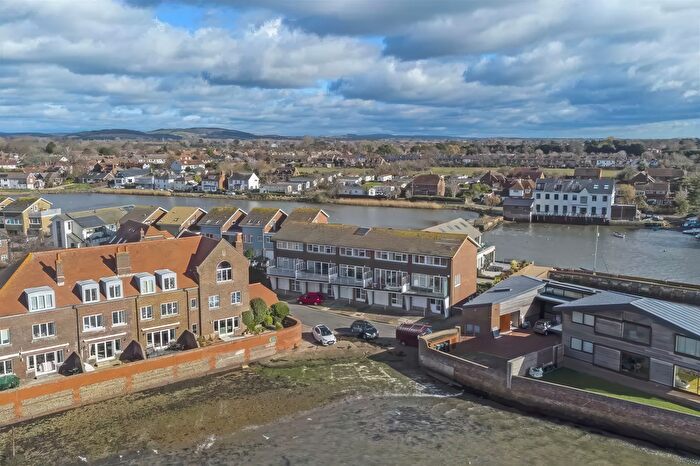 3 Bedroom Terraced House For Sale In King Street, Emsworth, PO10