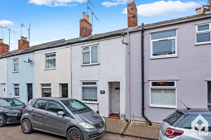 2 Bedroom Terraced House For Sale In Whitehart Street, Cheltenham, GL51