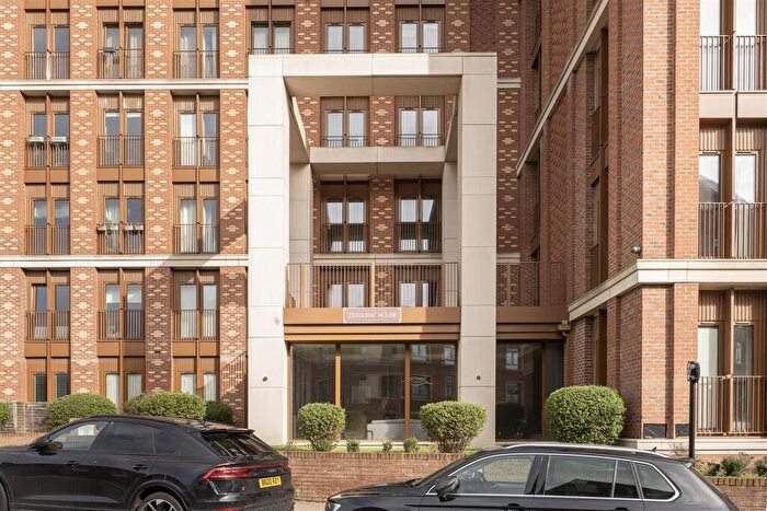 1 Bedroom Apartment For Sale In Grosvenor Road, St. Albans, AL1
