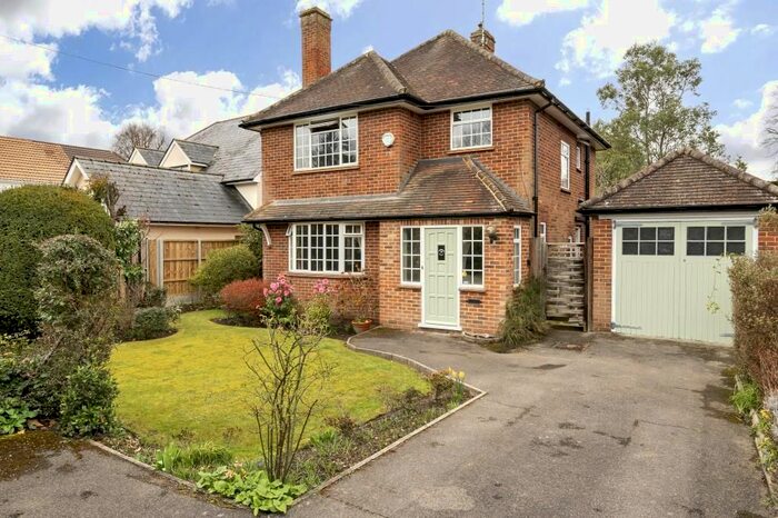 4 Bedroom Detached House To Rent In Englefield Green, Surrey, TW20