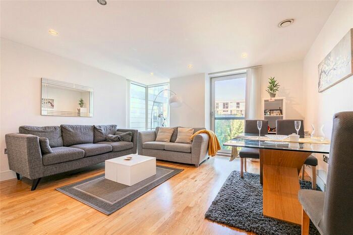 2 Bedroom Flat To Rent In Distillery Tower, Mill Lane, Deptford, London, SE8