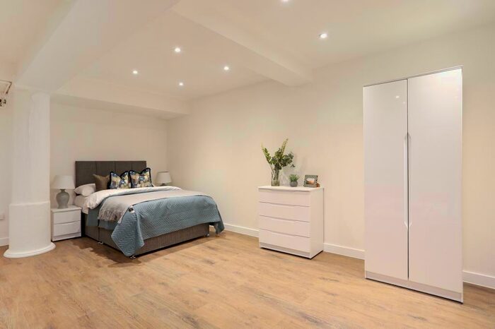 Apartment To Rent In Springfield House Lofts, Dalston London, E8