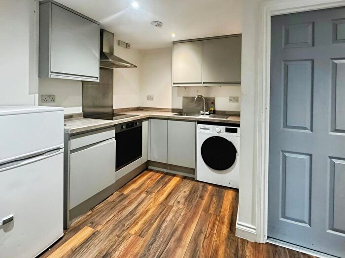 1 Bedroom Flat To Rent In Kingsway, Bedford, MK42