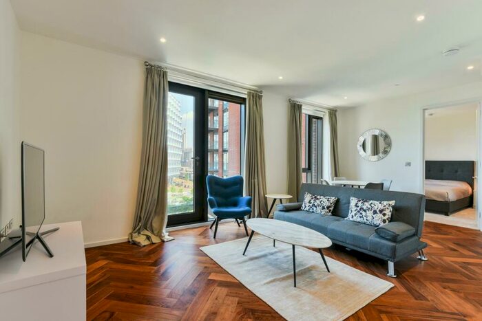 1 Bedroom Apartment To Rent In Ambassador Building, Embassy Gardens, London, SW11
