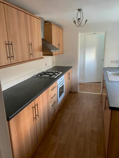 2 Bedroom Cottage To Rent In Stanley Street, Castletown, Sunderland, SR5