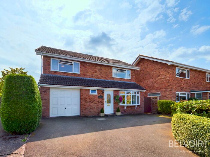 4 Bedroom Detached House For Sale In Kingston Drive, Shrewsbury, SY2