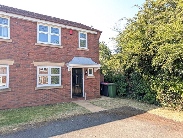3 Bedroom Semi Detached House For Sale In Brick Kiln Way, Donnington, Telford, Shropshire, TF2