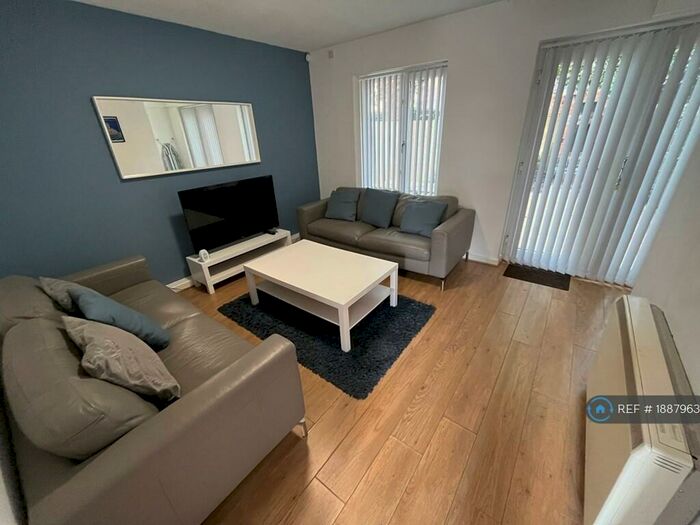 4 Bedroom Terraced House To Rent In Egerton Street, Liverpool, L8