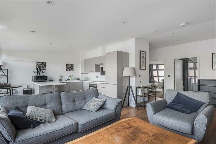 2 Bedroom Apartment To Rent In Tamar House, Station Road, Reading, RG1