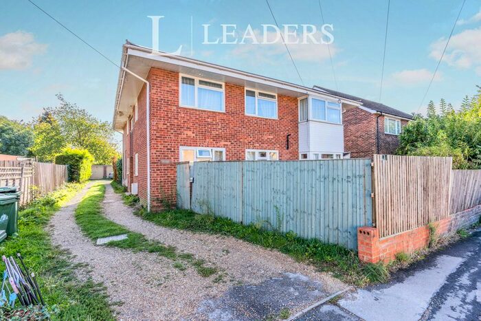 2 Bedroom Flat To Rent In Adelaide Road, Southampton, SO17