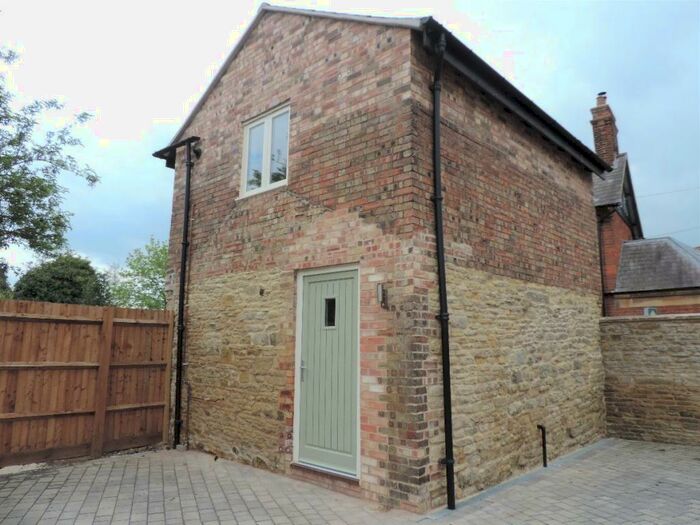 1 Bedroom Detached House To Rent In Silver End, Olney, MK46