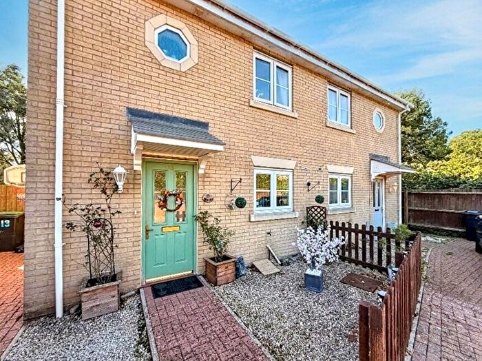 3 Bedroom Semi Detached House To Rent In Otter Close, Stowmarket, IP14