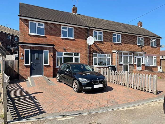 2 Bedroom End Of Terrace House To Rent In Nursery Road, Luton, LU3