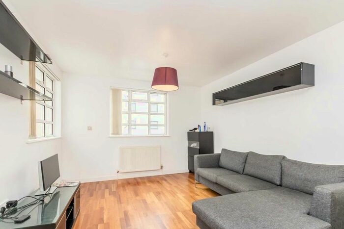 1 Bedroom Flat To Rent In Uxbridge Road, London, W5