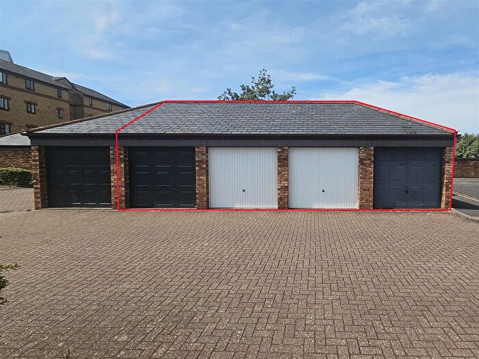 Garage / Parking For Sale In Chatterton Street, Redcliffe, Bristol, BS1