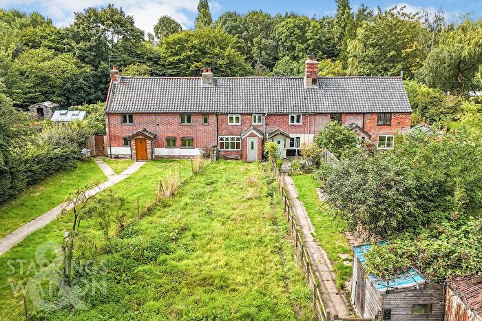 2 Bedroom Terraced House For Sale In Great Common Road, Ilketshall St. Andrew, NR34