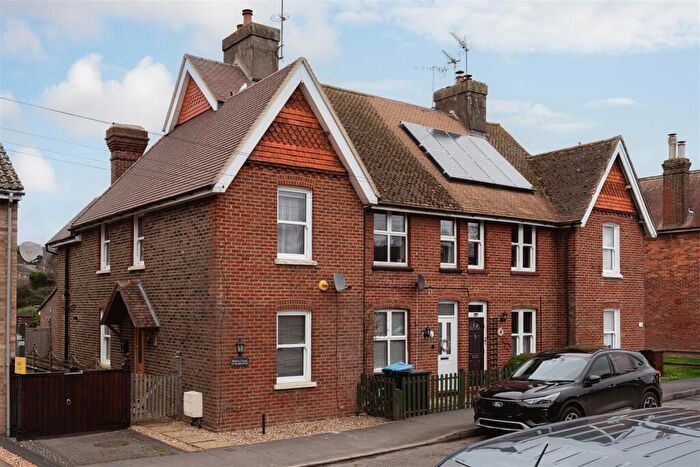 2 Bedroom End Of Terrace House For Sale In Trindles Road, South Nutfield, RH1