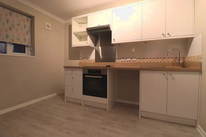 1 Bedroom Flat To Rent In Wisteria Way, Gloucester, GL3