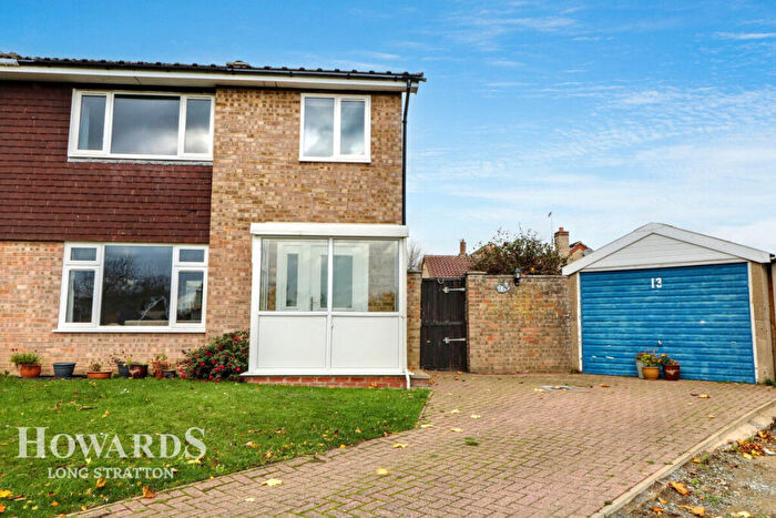 3 Bedroom Semi-Detached House For Sale In Waveney Heights, Brockdish, IP21