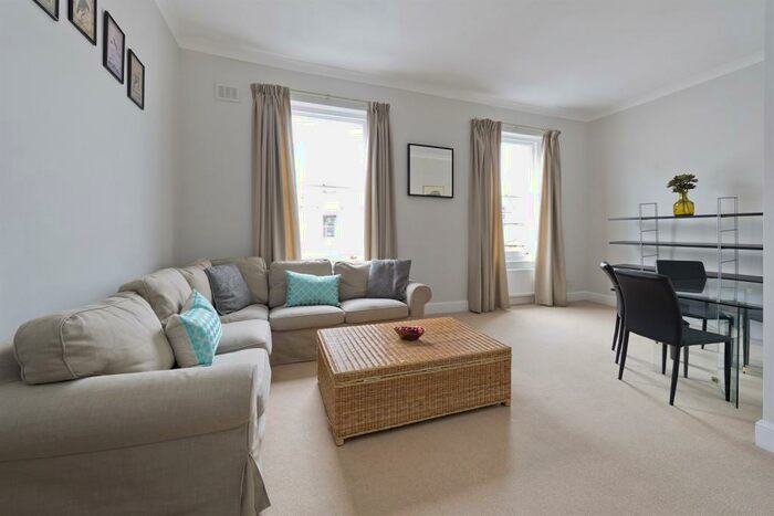 1 Bedroom Flat To Rent In Harcourt Terrace, London, SW10