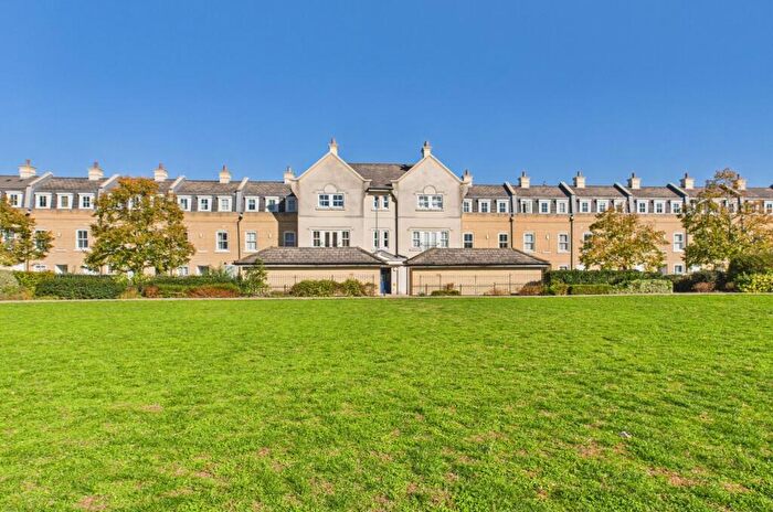 1 Bedroom Flat For Sale In St Matthews Gardens, Cambridge, CB1