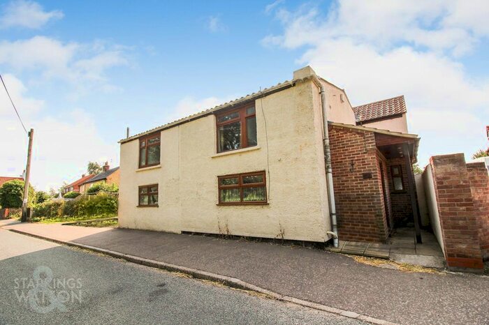 4 Bedroom Semi-Detached House To Rent In The Green, Freethorpe, Norwich NR13