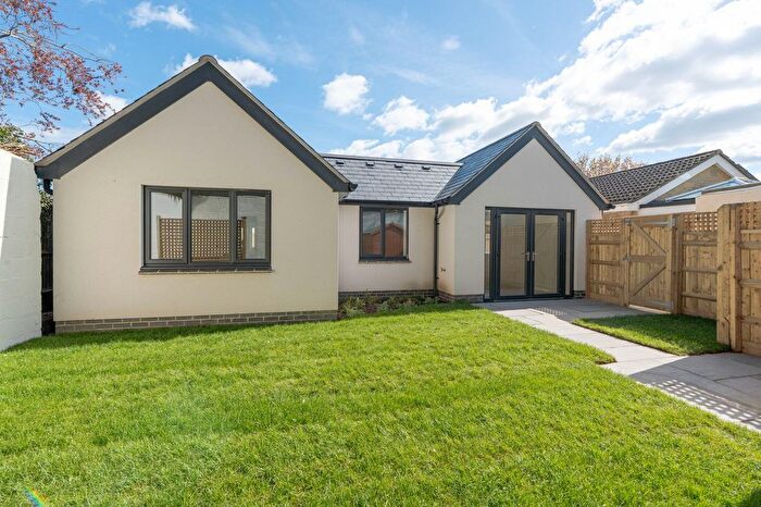 2 Bedroom Semi-Detached Bungalow For Sale In Bramble House, Kidlington, OX5